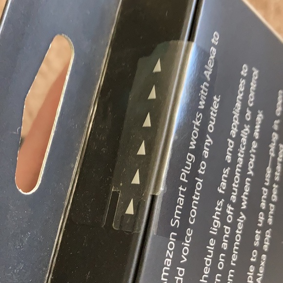 Amazon Alexa smart plug - Picture 2 of 4